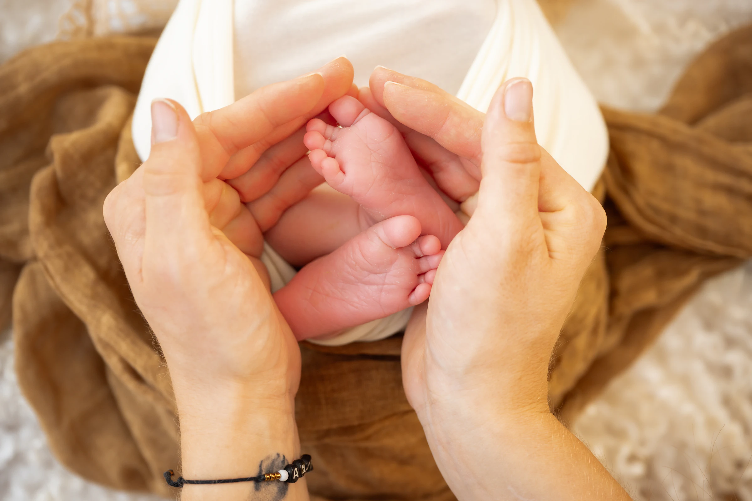 Newborn Hände Nahaufnahme